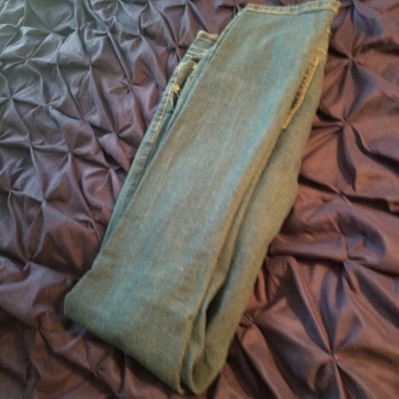 Distressed Jeans - Picture 2 of 2